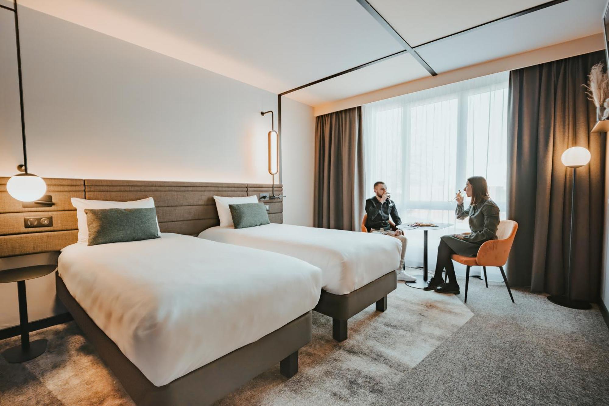 Novotel Lens Noyelles Ngoại thất bức ảnh